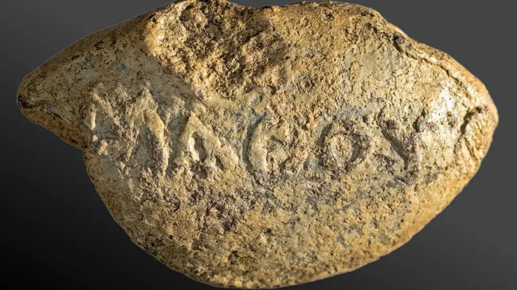 The ‘sarcastic’ message archaeologists found carved into this 2,100-year-old sphere is pretty funny