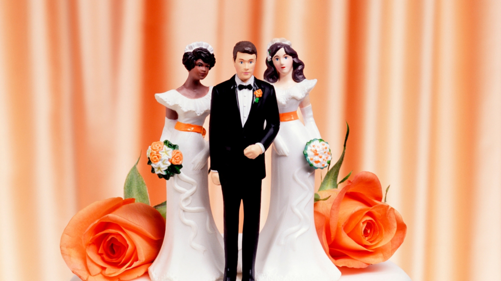 Gen Z Are Accidentally Tolyamorous (And They Hate It)