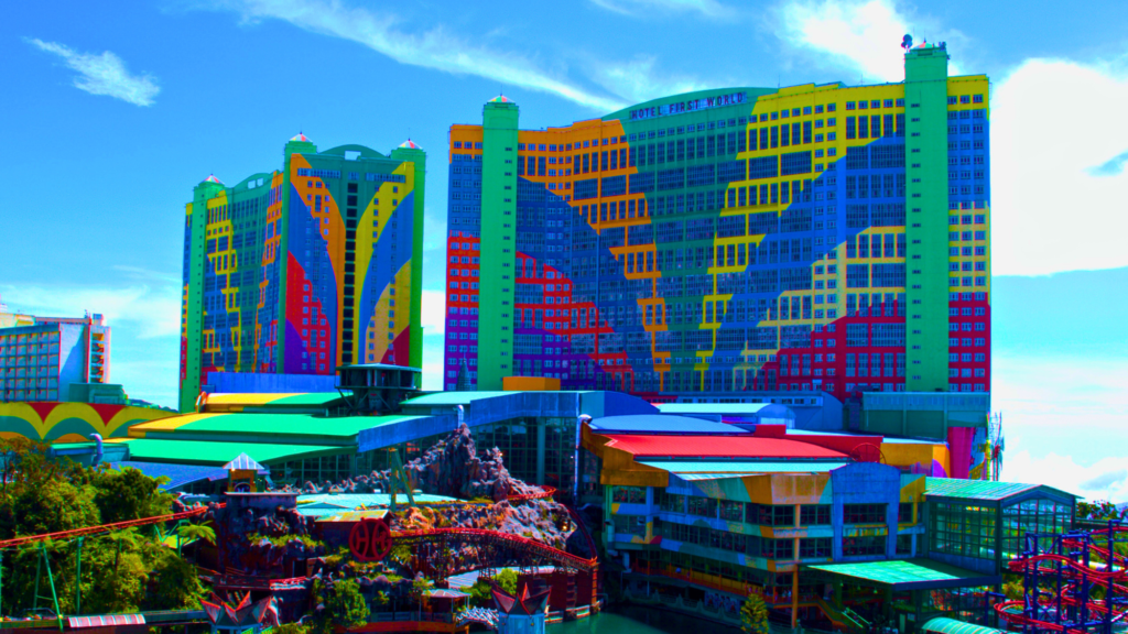 I stayed in the world’s largest hotel. It has 7,351 rooms and a lot going on.